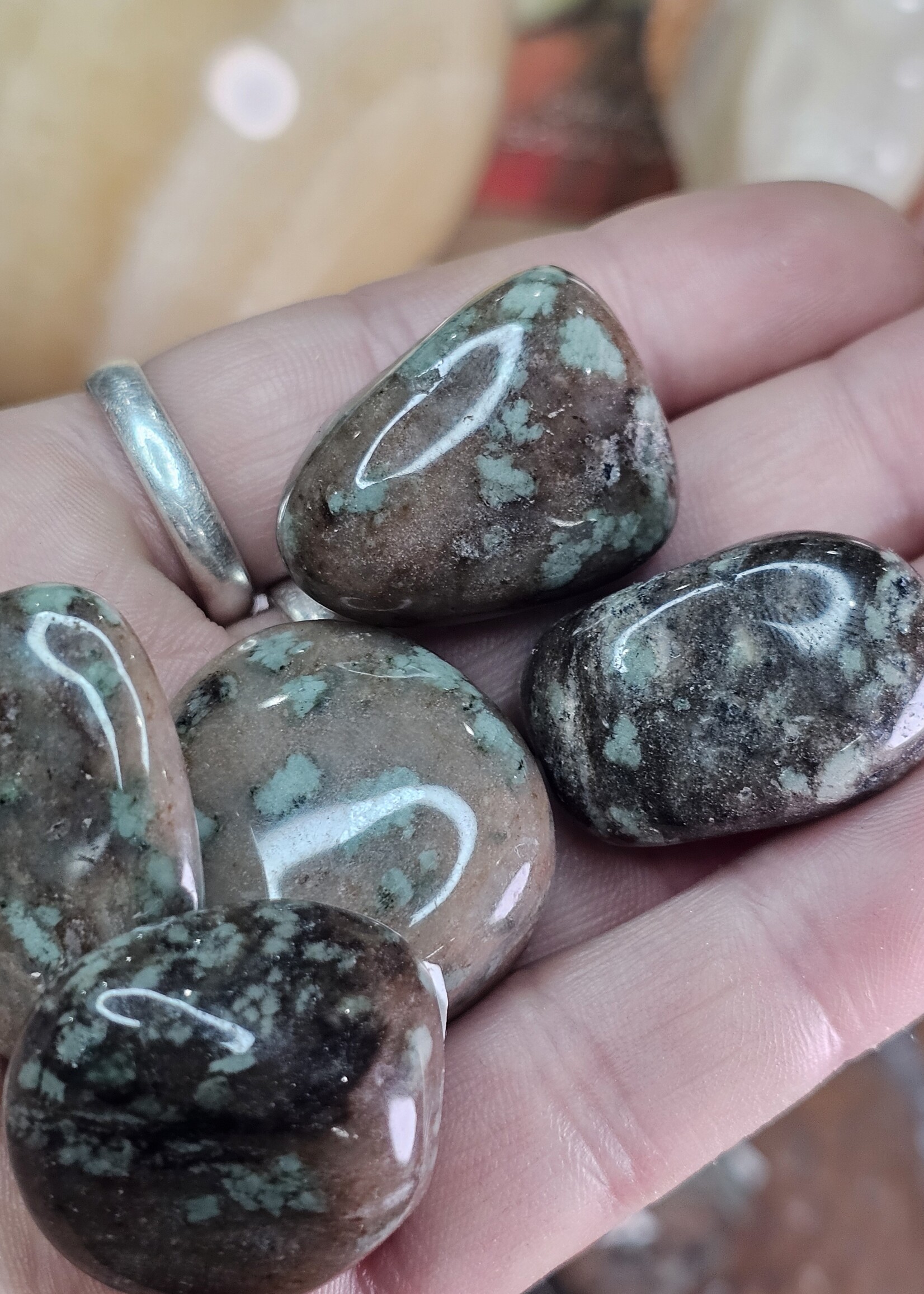 Nundoorite Tumbled: Nundora, Mootwingee, Australia