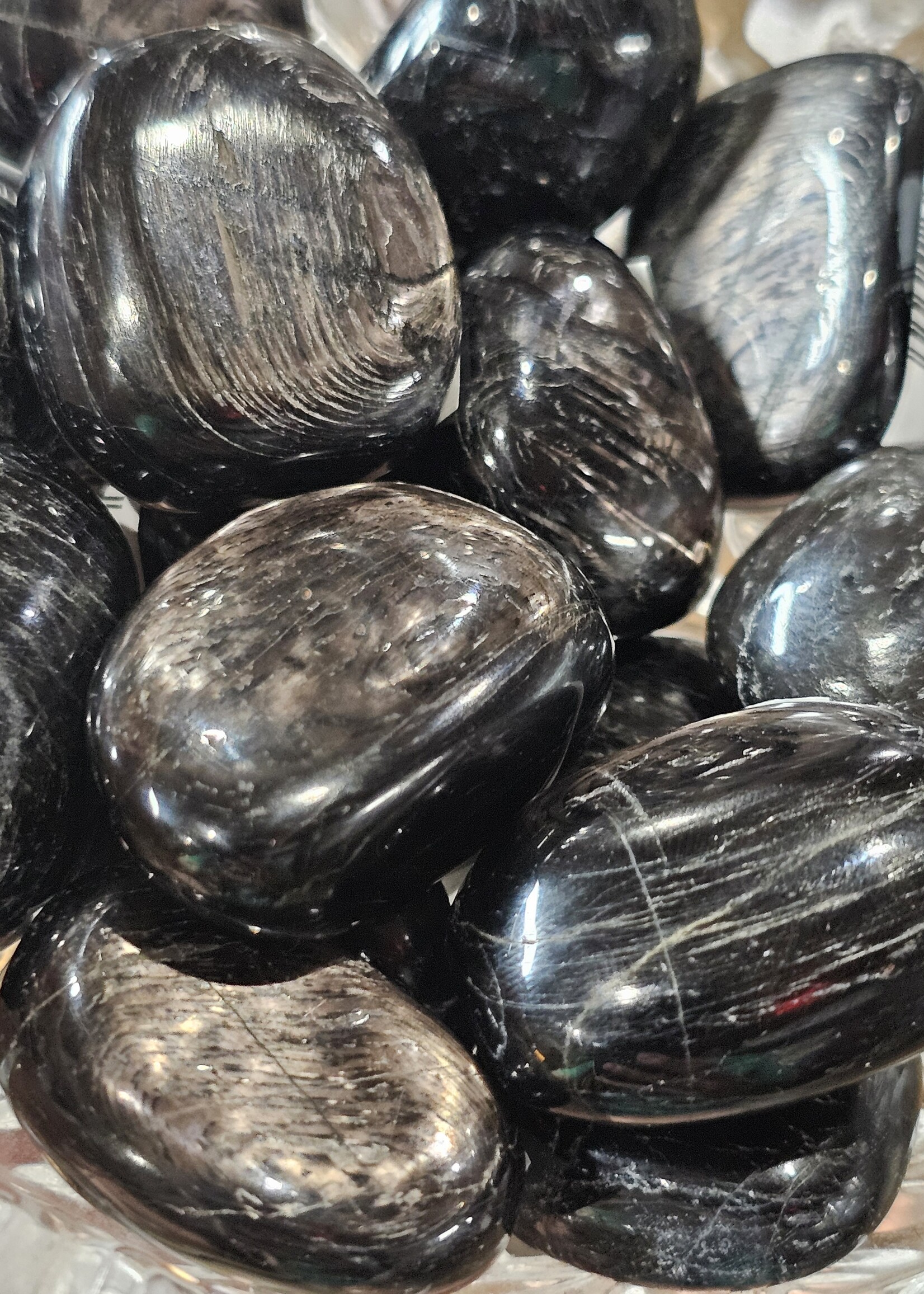 Hypersthene Tumbled, Medium