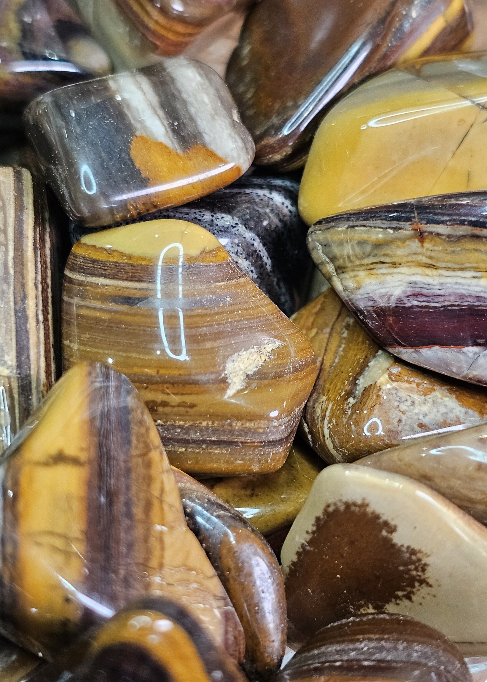Banded Jasper Tumbled, Medium