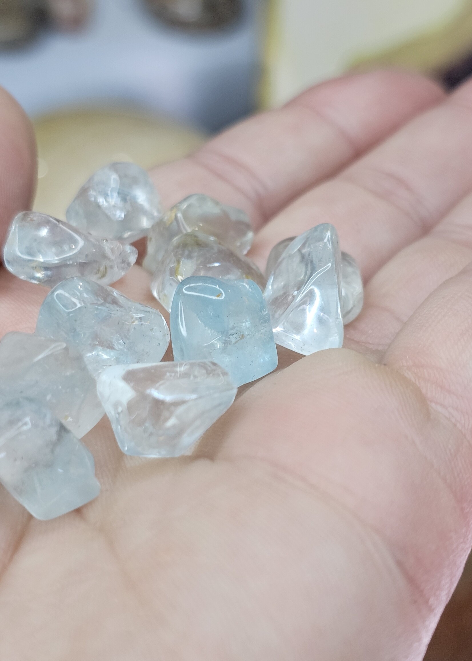 Blue Topaz Tumbled, Small