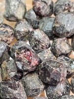 Garnet Natural Rough, Small