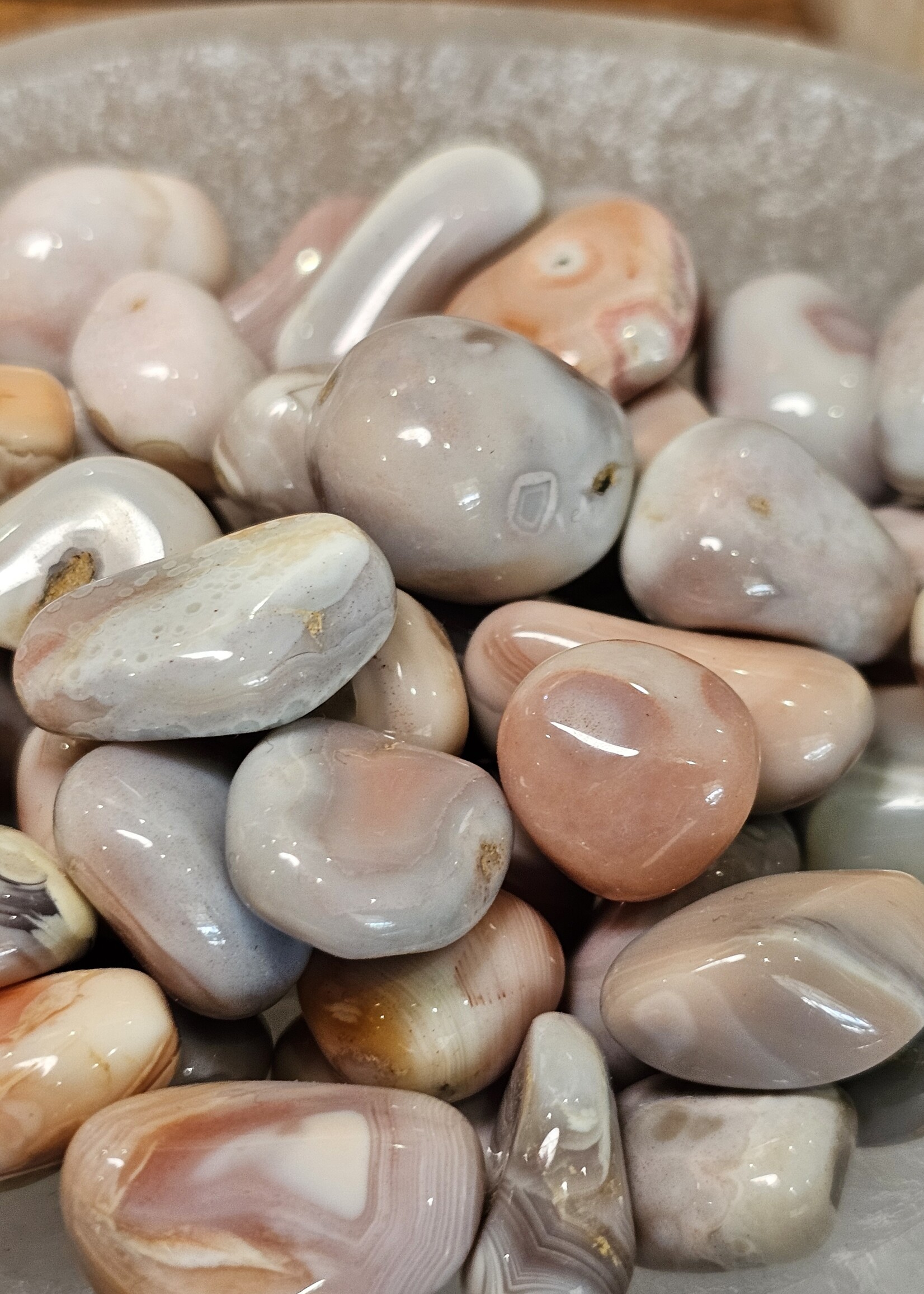 Pink Agate Tumbled, Small