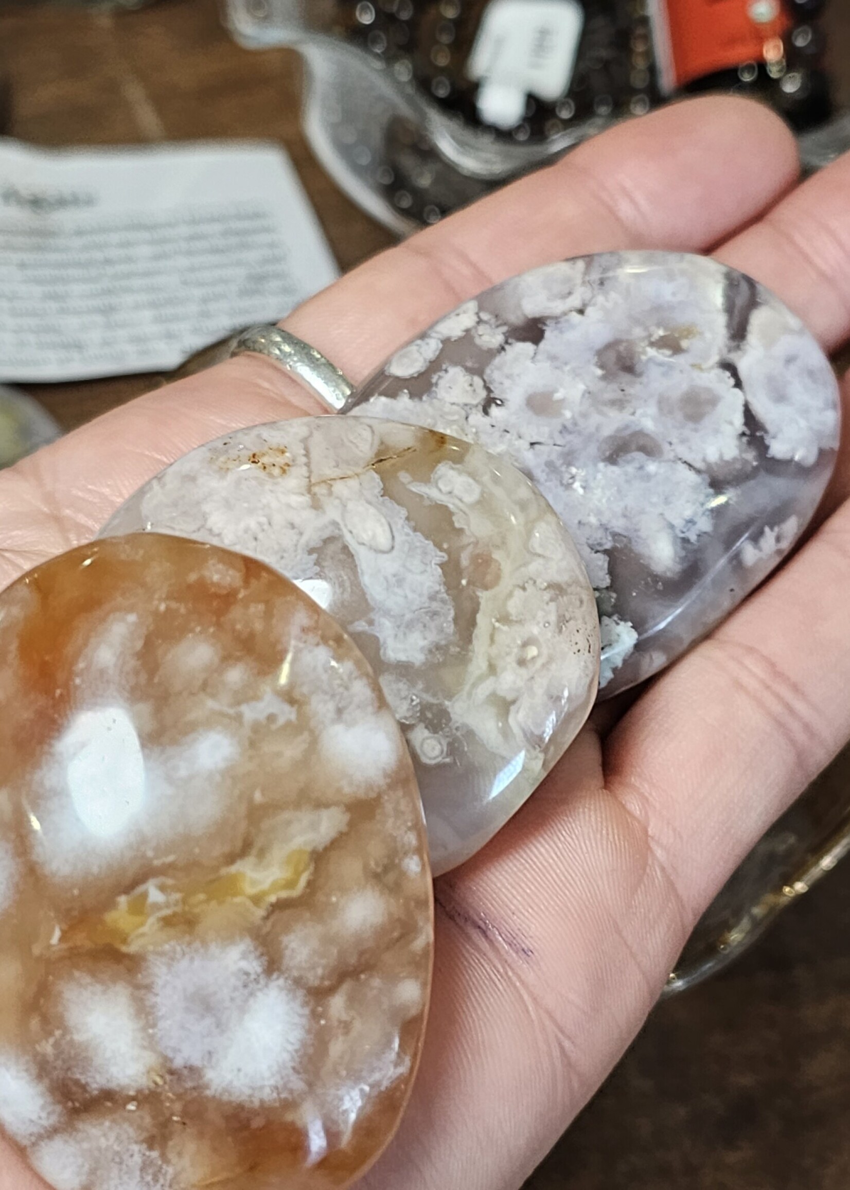 Flower Agate Palm Stone