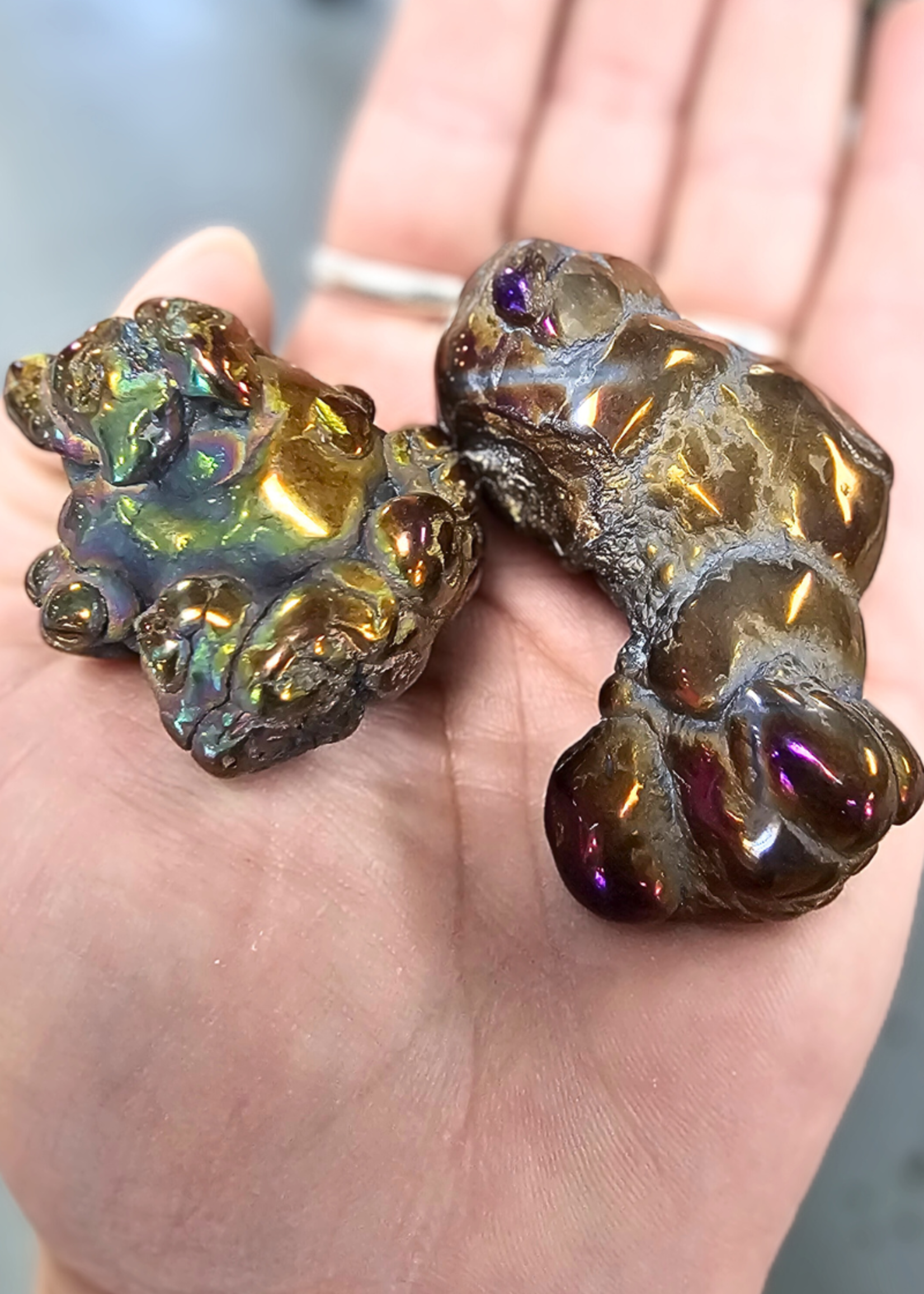 Aura Bubble Agate-Purple 2x2x2"