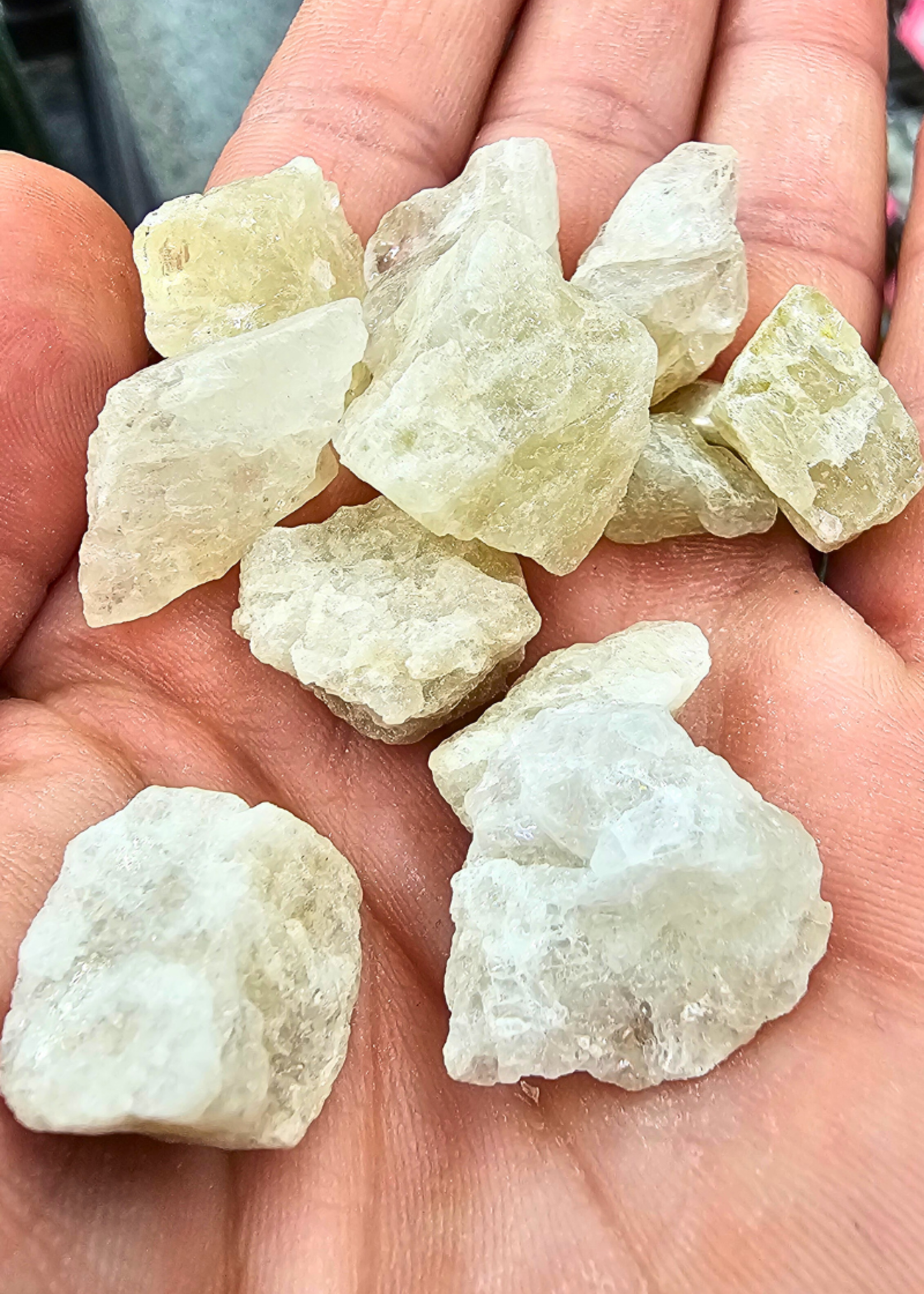 Amblygonite, raw