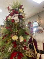 Saturday November 22nd Christmas Tree Decorating Class