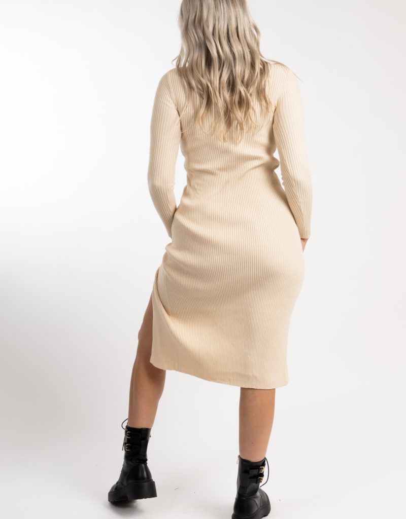 A Site to See Midi Dress