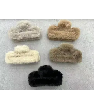 Vegan Fluffy Claw Clip