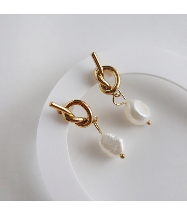 Knotted Pearl Hoops