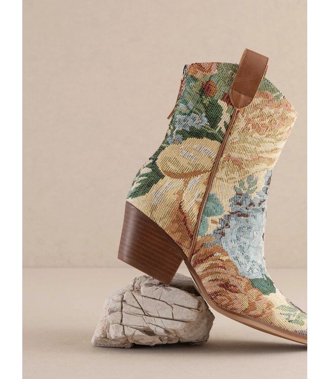 Kaiya Cowboy Boot