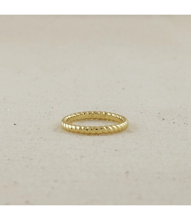 Talia Twisted Band Ring
