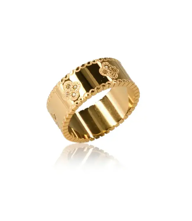 Gracie Clover Ring