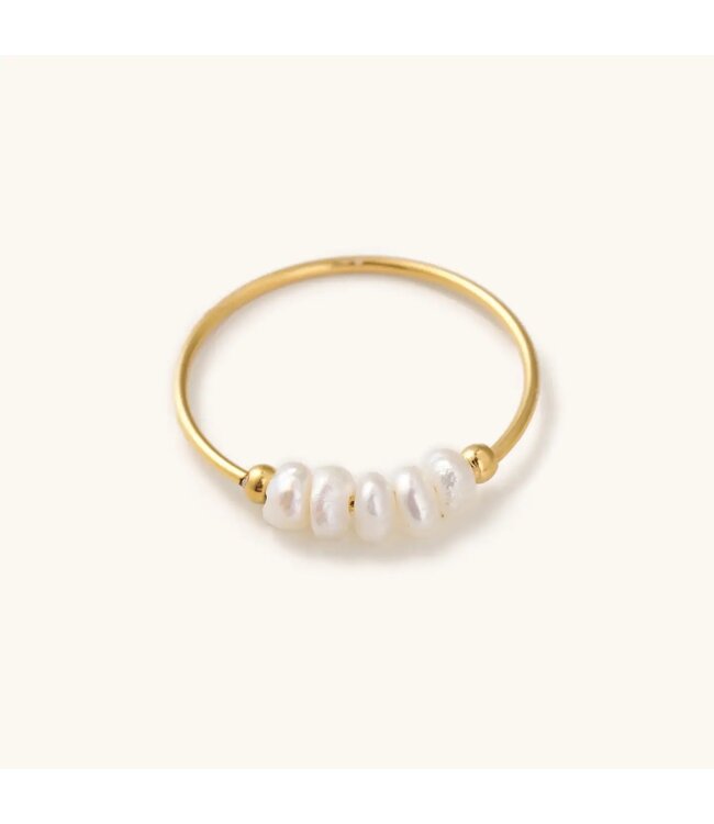Polly Pearl Ring