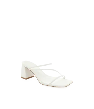 Yazmin Heel