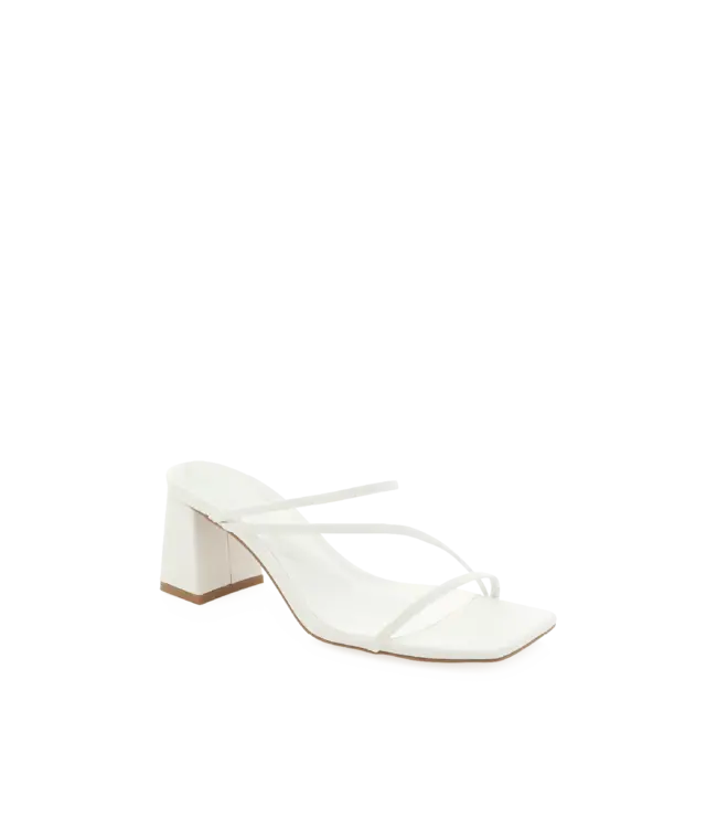 Yazmin Heel