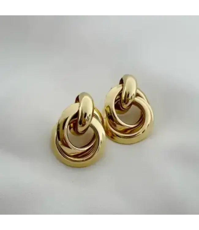Neve Knot Earrings