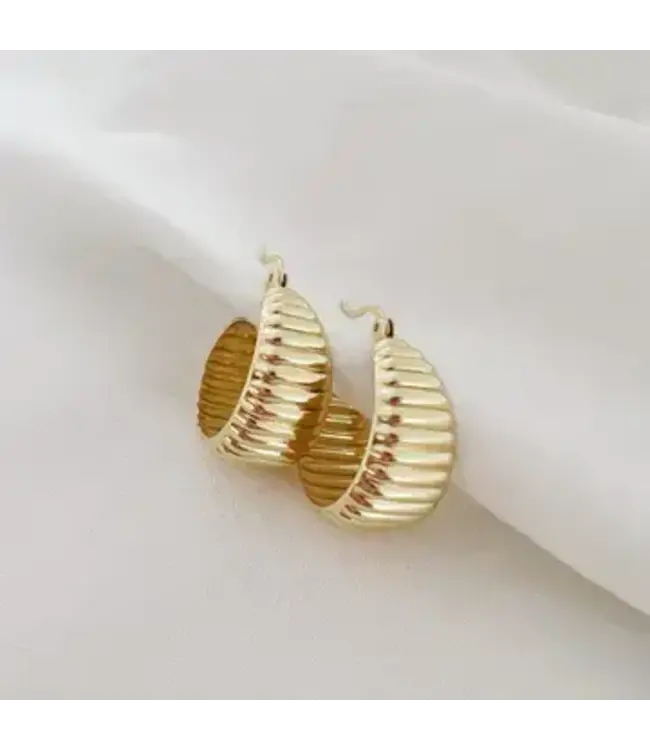 Riley Textured Dome Hoops