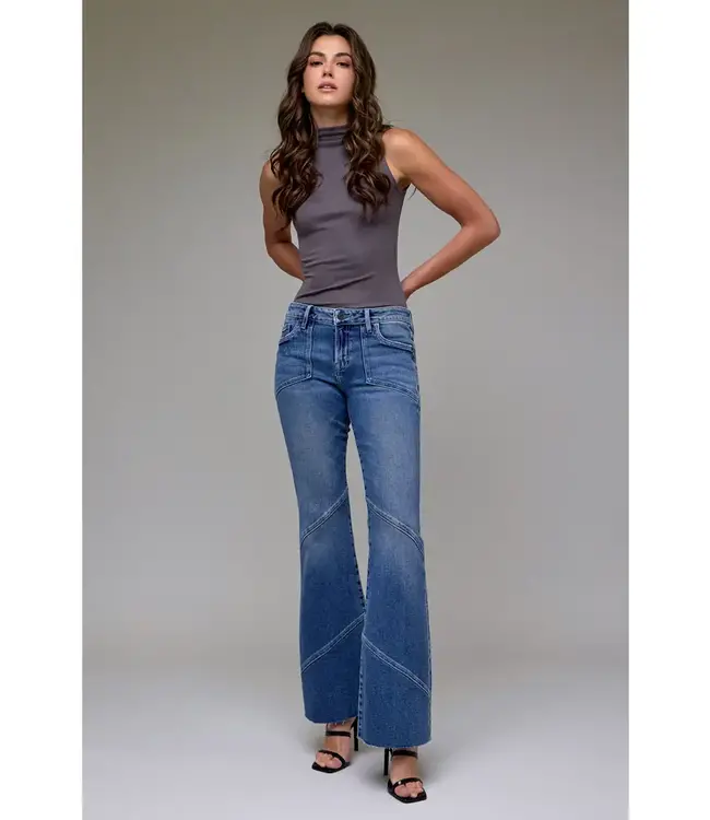 Sharp Turn Jeans