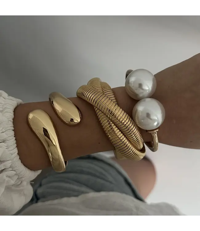 Veloura Bracelet