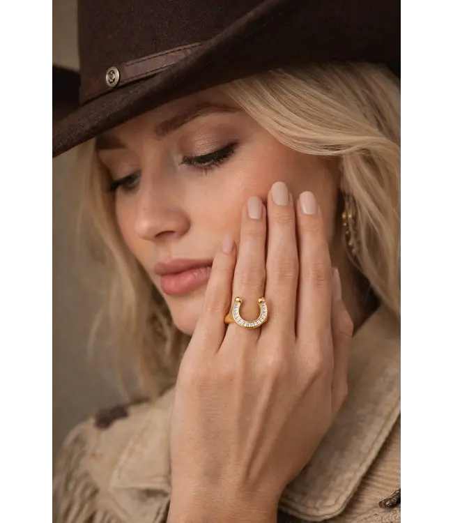 Off to the Races Ring