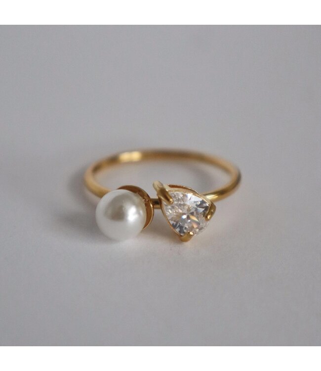 Pearl & Teardrop Duo Ring