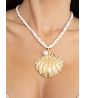 Scallop Shell Neckalce