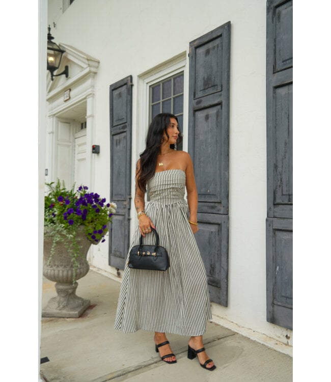 On Holiday Maxi Dress