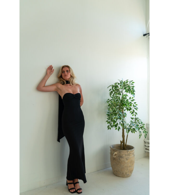 Guest List Maxi Dress
