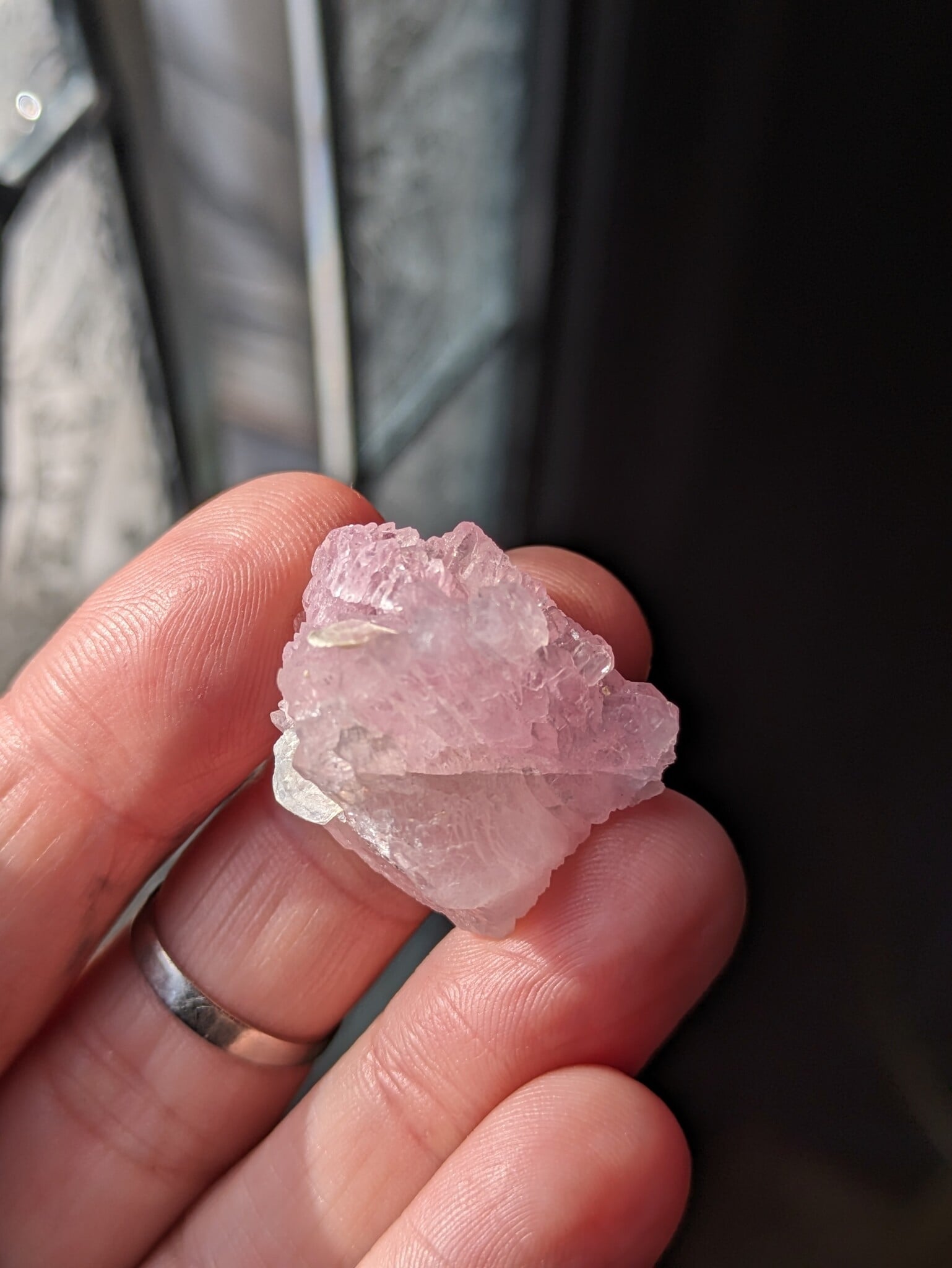 Elestial Rose Quartzローズクォーツエレスチャル　コロンビア Crystalized Elestial Rose Quartz 7g - Elsewhere Apothecary and