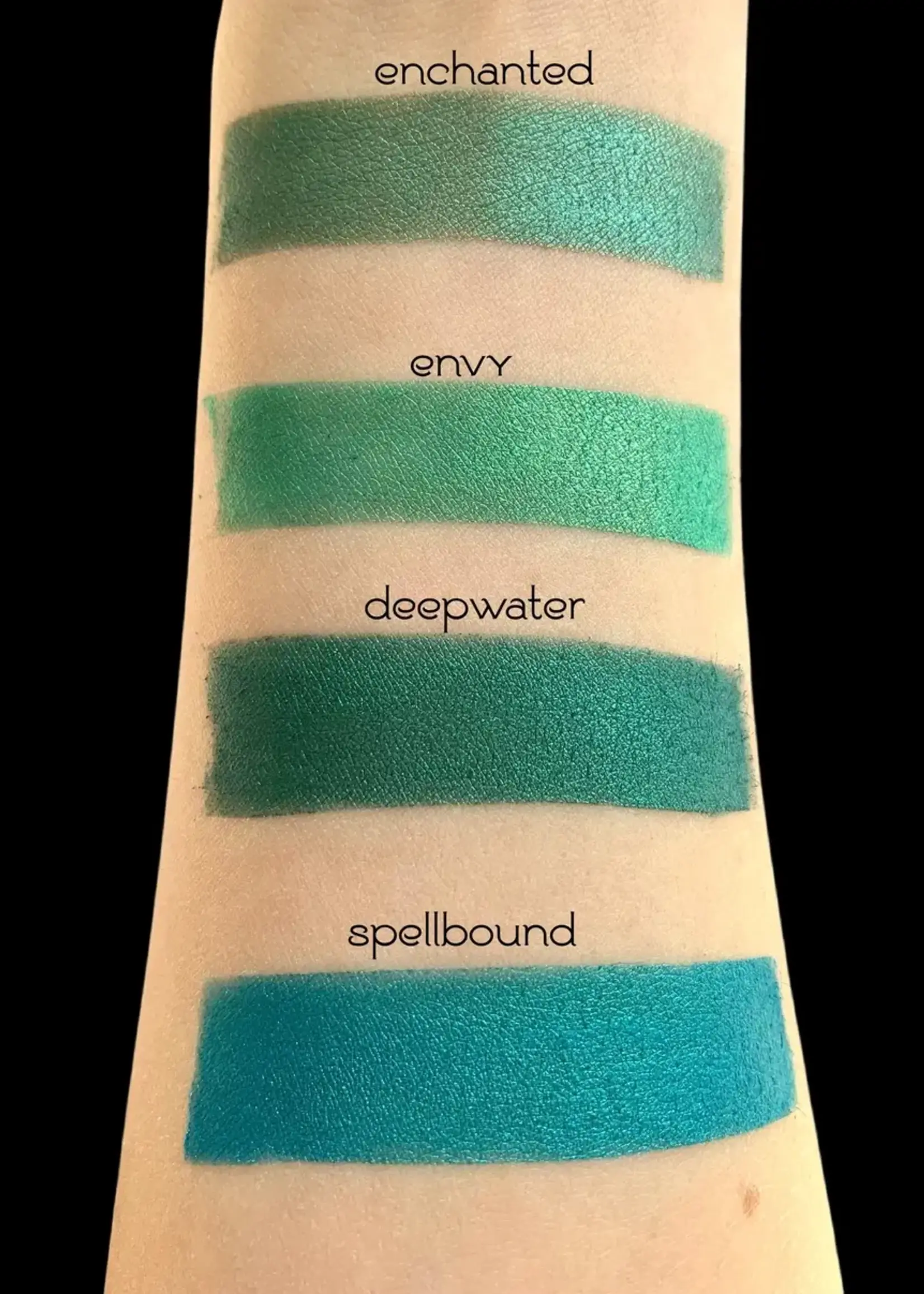 Ollie & Max Soap Co Spellbound Vegan Mineral Eyeshadow