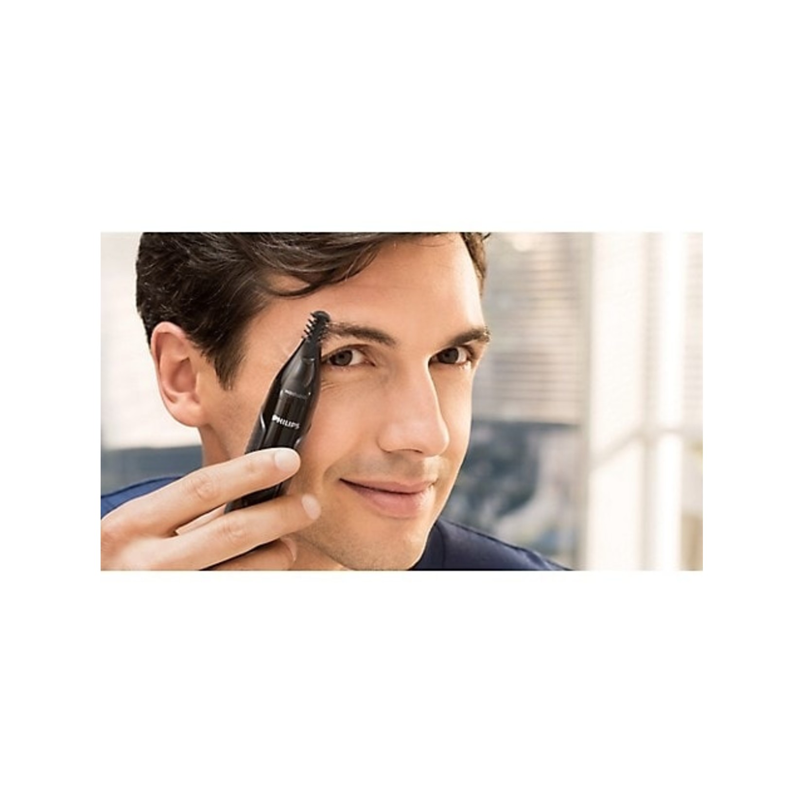 PHILIPS Nose, Ear & Eyebrow Trimmer
