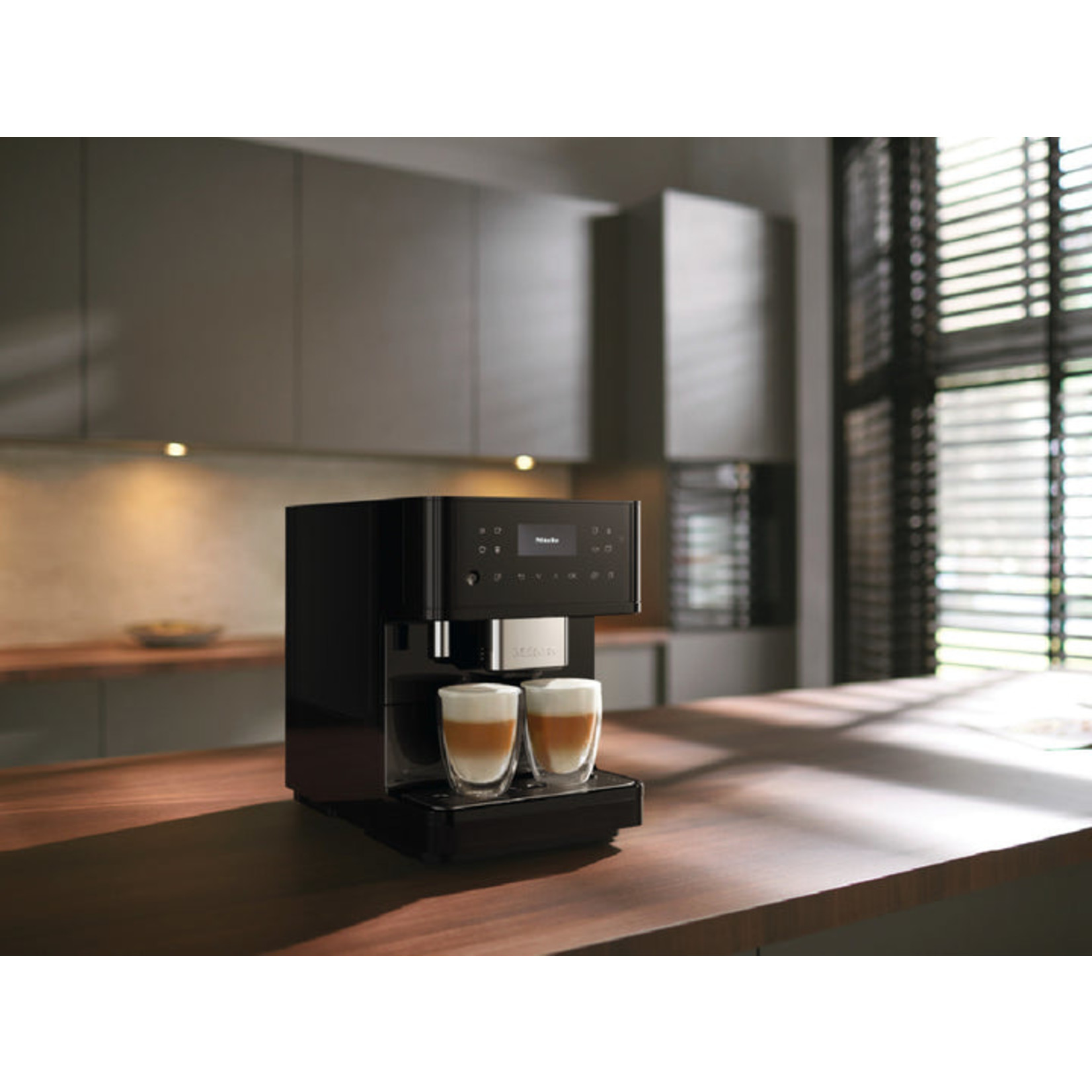 MIELE Serie 6000 Milk Perfection noir