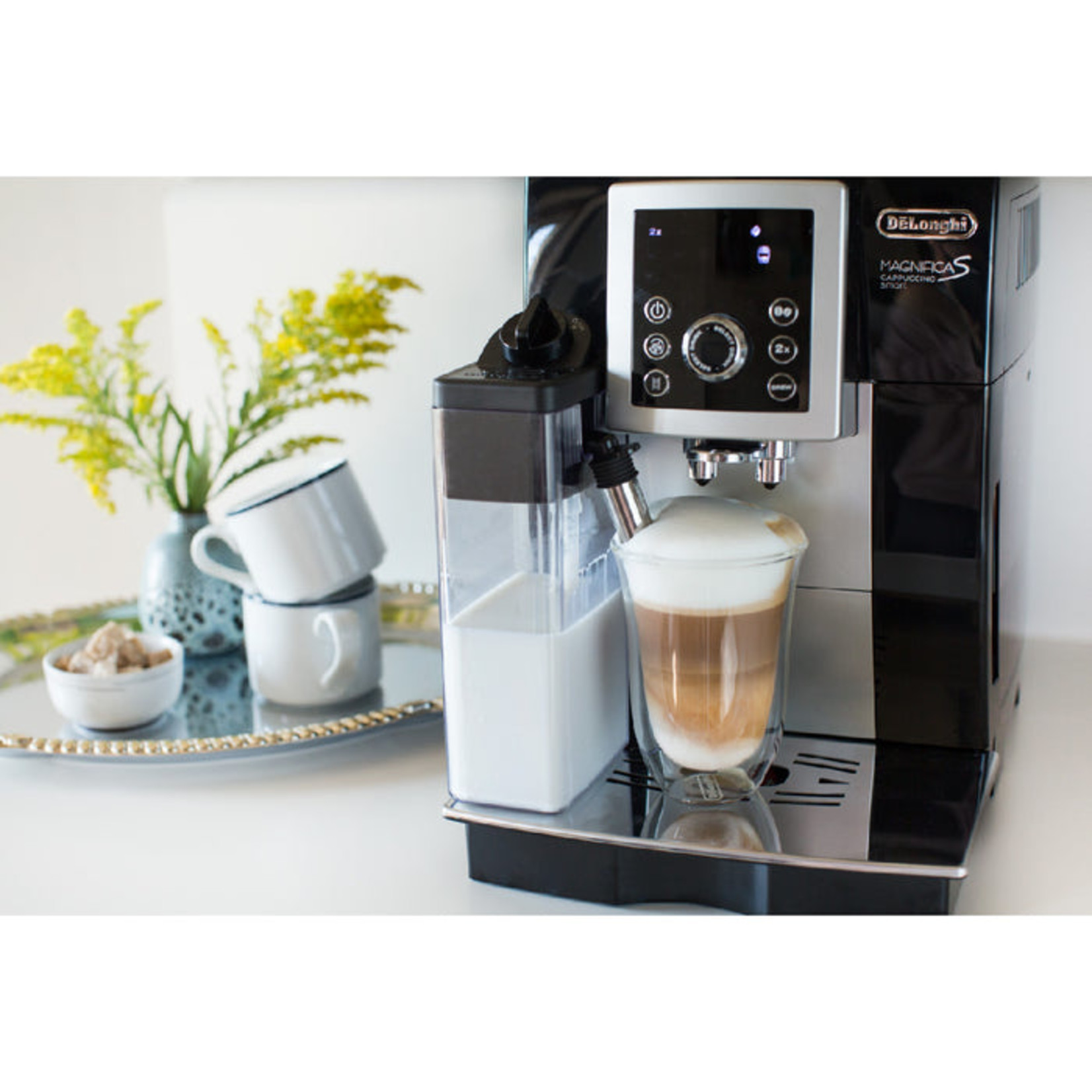 DELONGHI Espresso automatique Magnifica Smart Cappuccino (Démonstrateur)