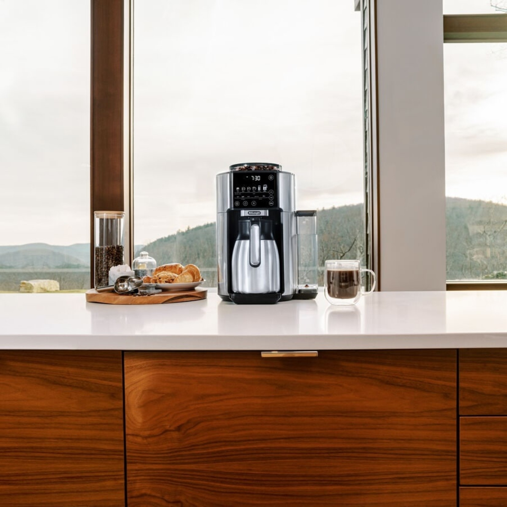 DELONGHI TrueBrew Automatic Coffee Machine w/ Thermal Carafe