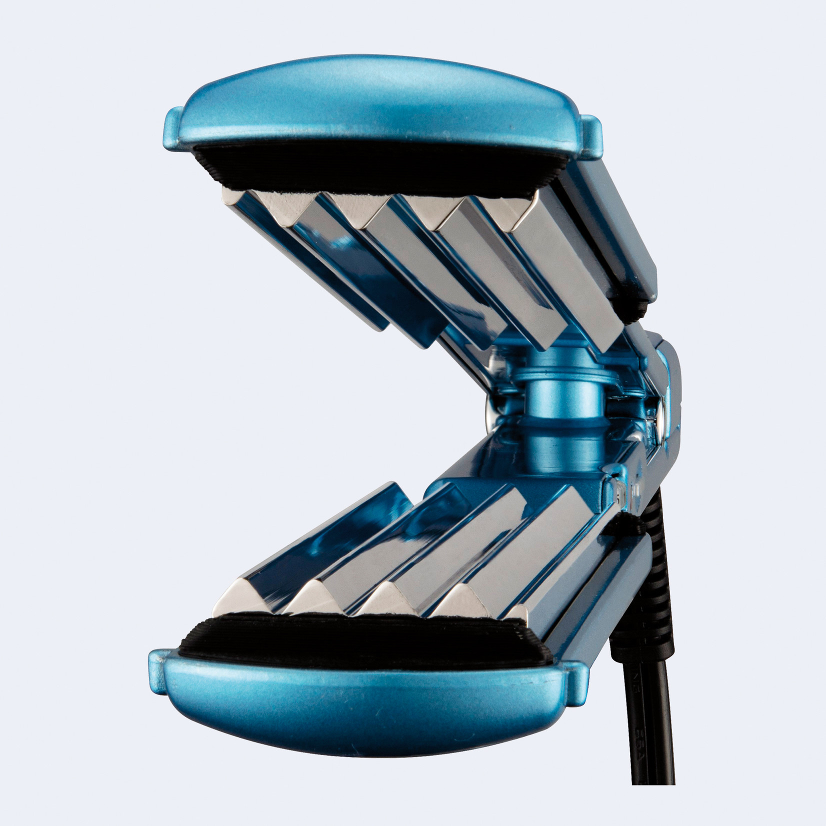 BABYLISS PRO Nano Titanium™ 1-1/2" Styling Crimper