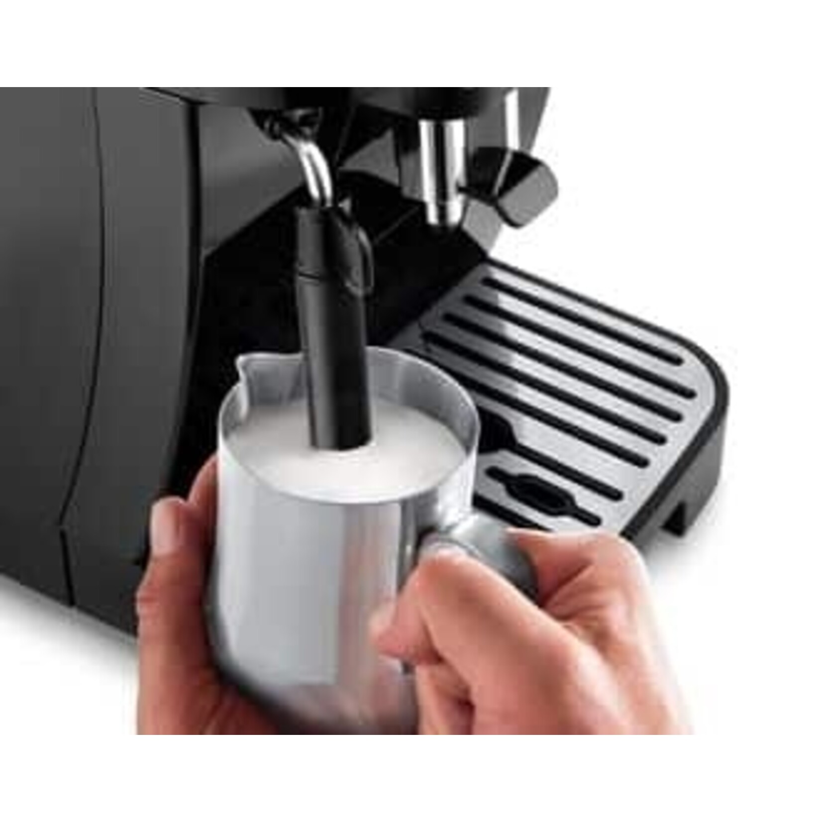 DELONGHI Machine à espresso Magnifica Start avec mousseur à lait manuel