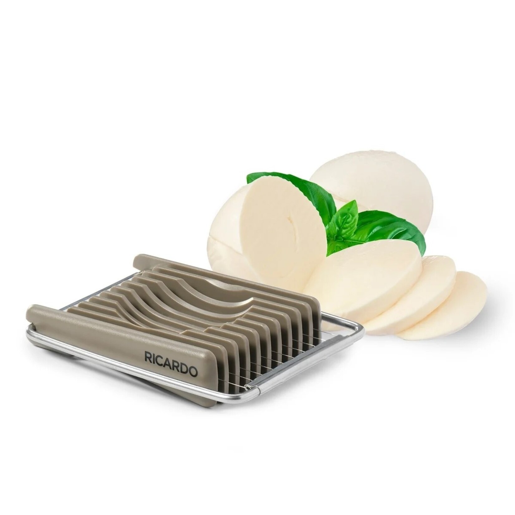 RICARDO Trancheuse à oeufs et mozzarella