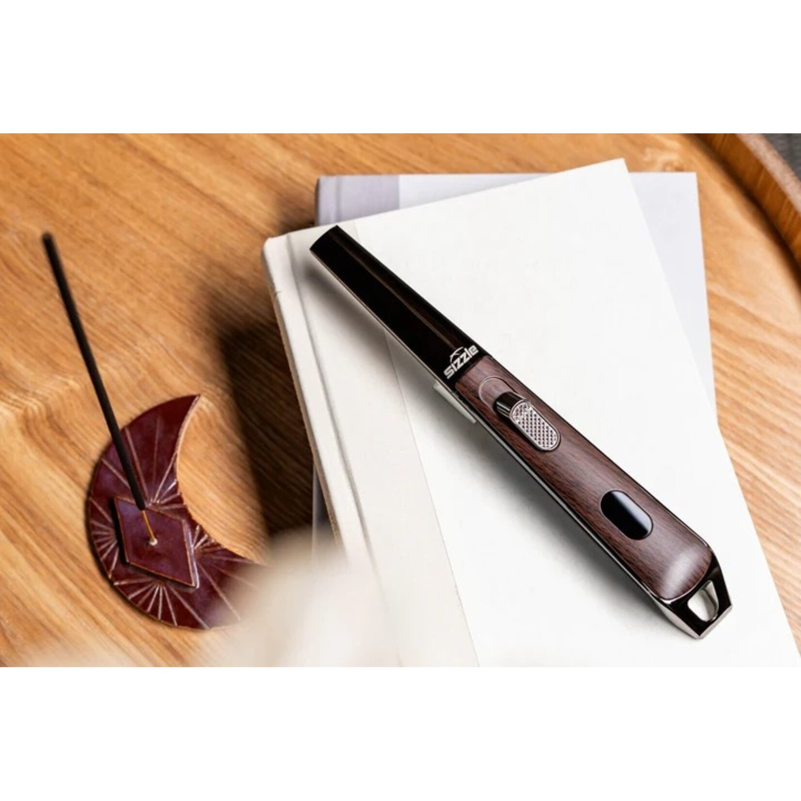 SIZZLE LUX USB Rechargeable Plasma Arc Lighter, walnut