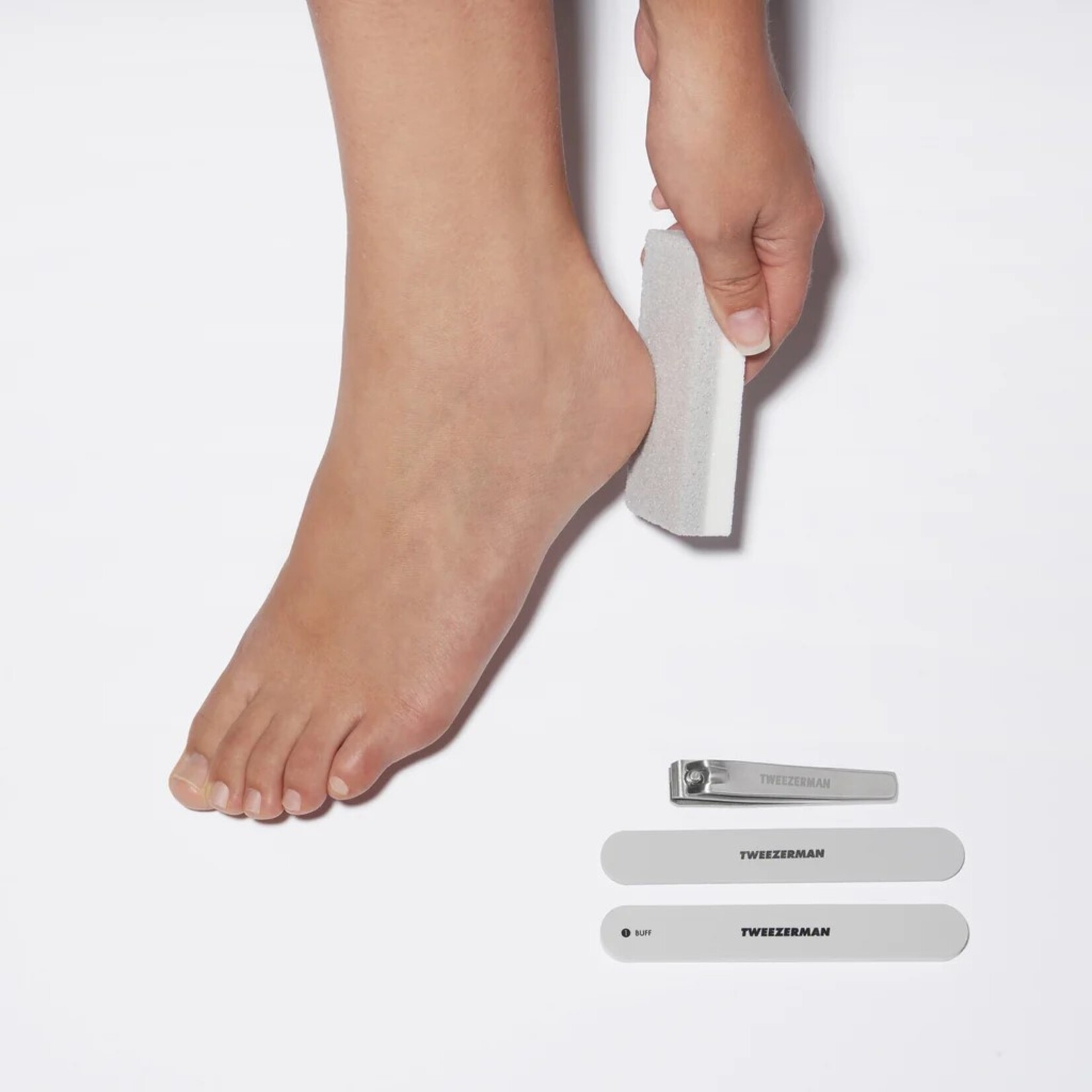 TWEEZERMAN Essential Pedicure Kit