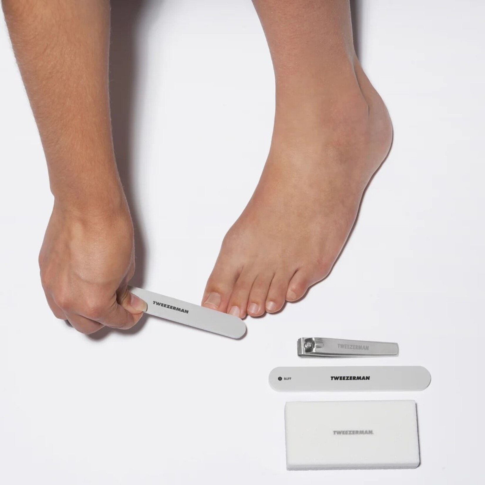 TWEEZERMAN Essential Pedicure Kit