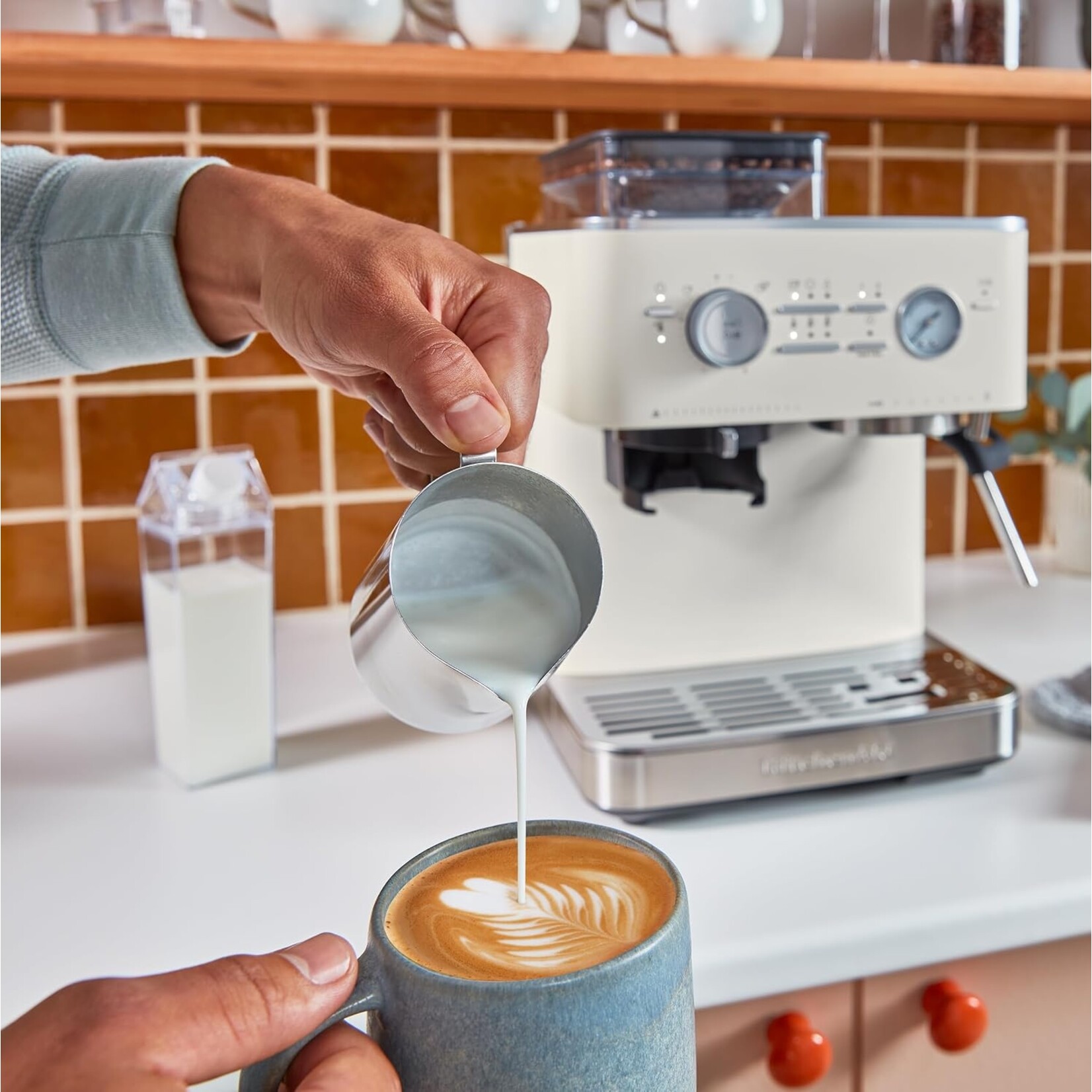 KITCHENAID Semi Automatic Espresso Machine with Burr Grinder, Porcelain
