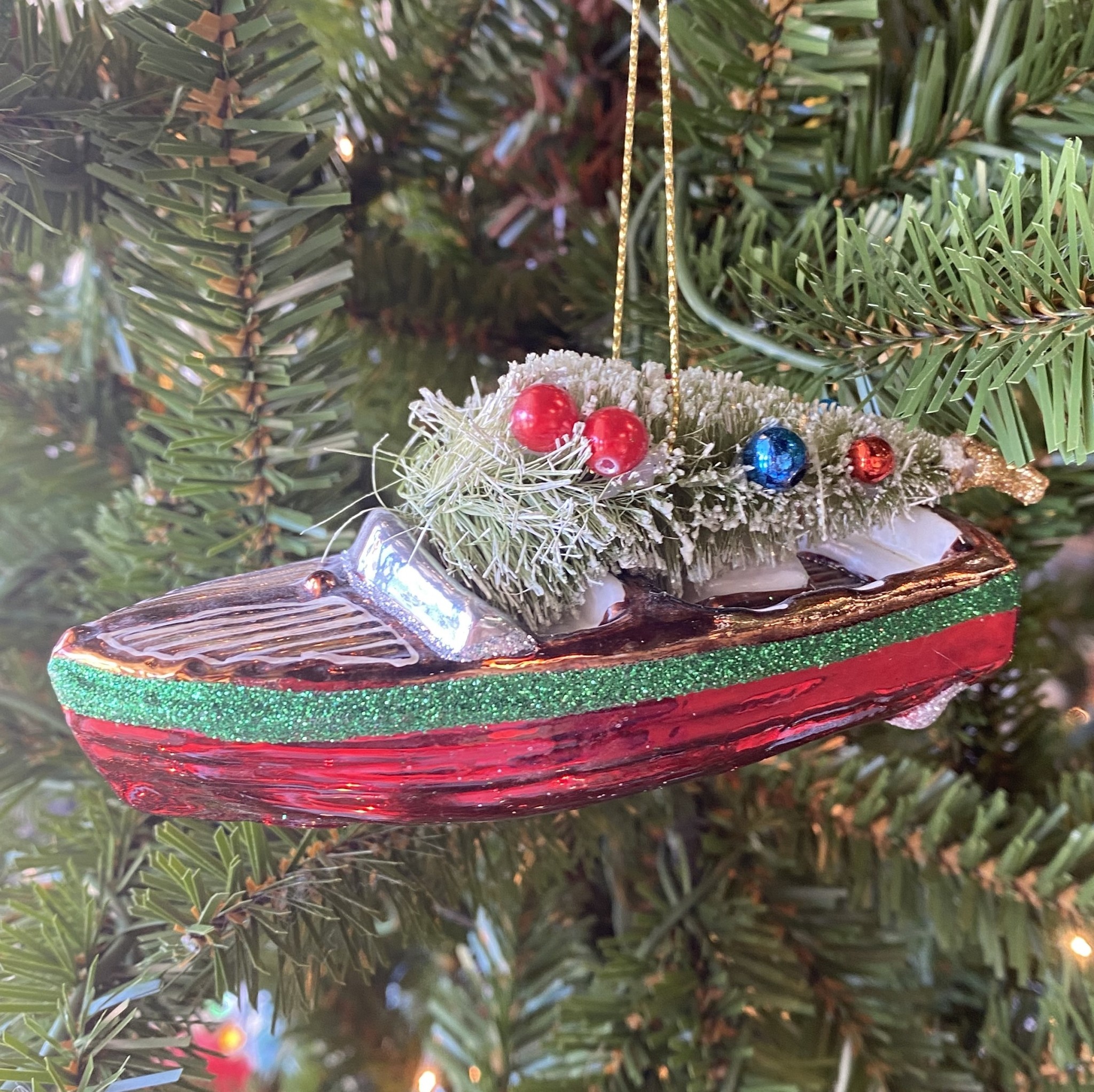 Runabout Boat Ornament Prim In Proper 