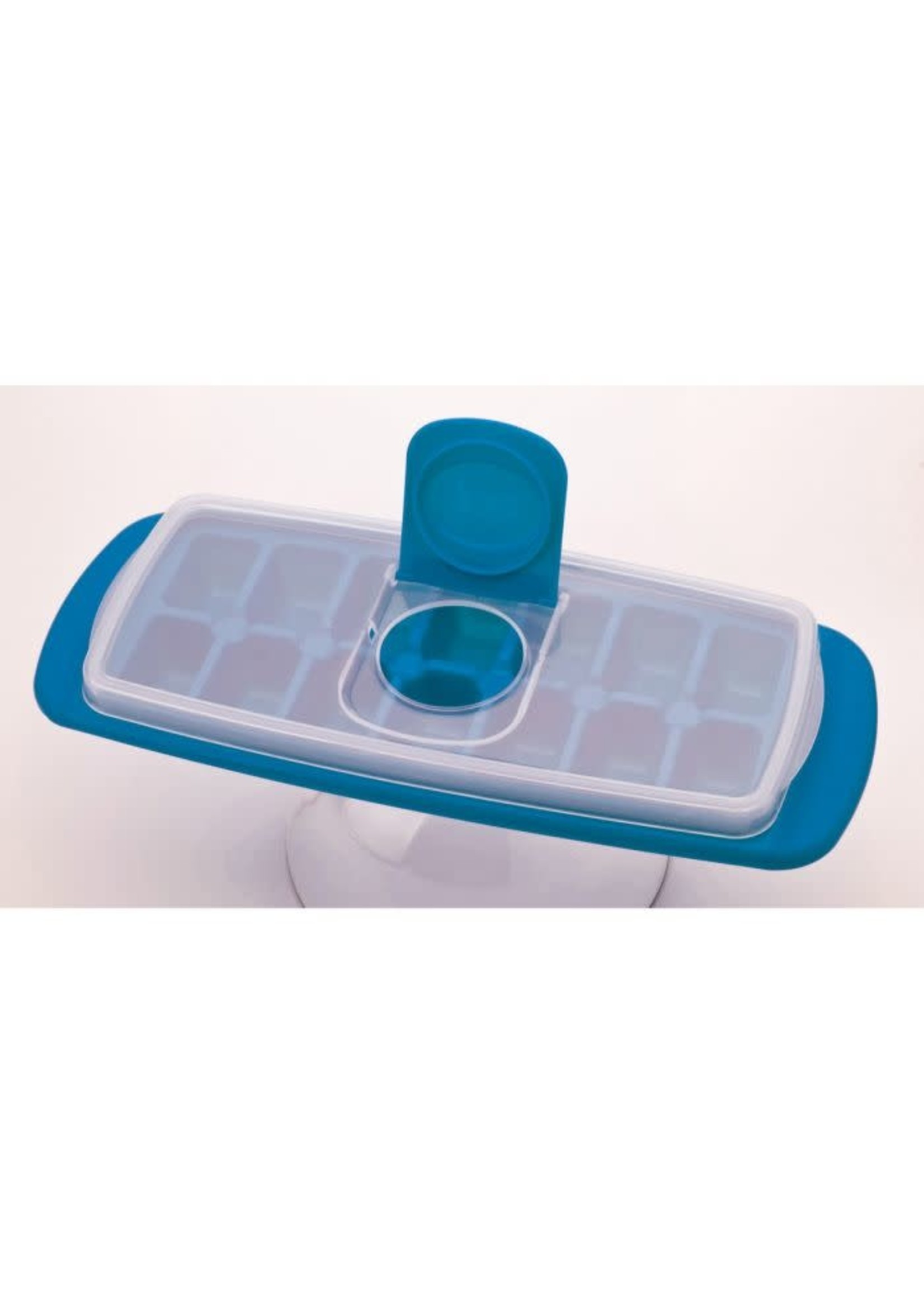 No-Spill Ice Cube Tray