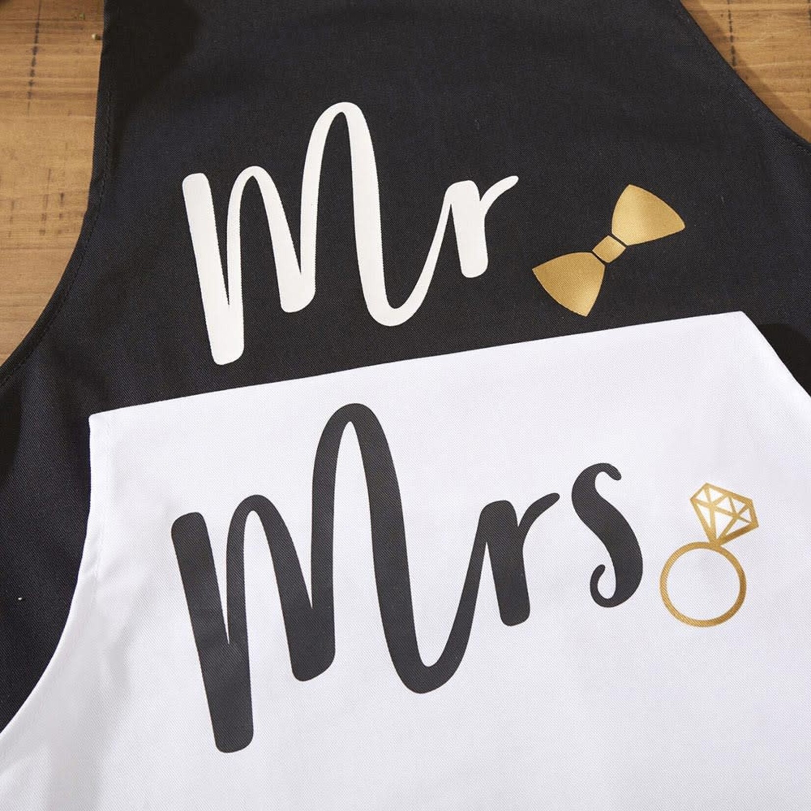 Kate Aspen Mr. & Mrs. Couples Apron Gift Set