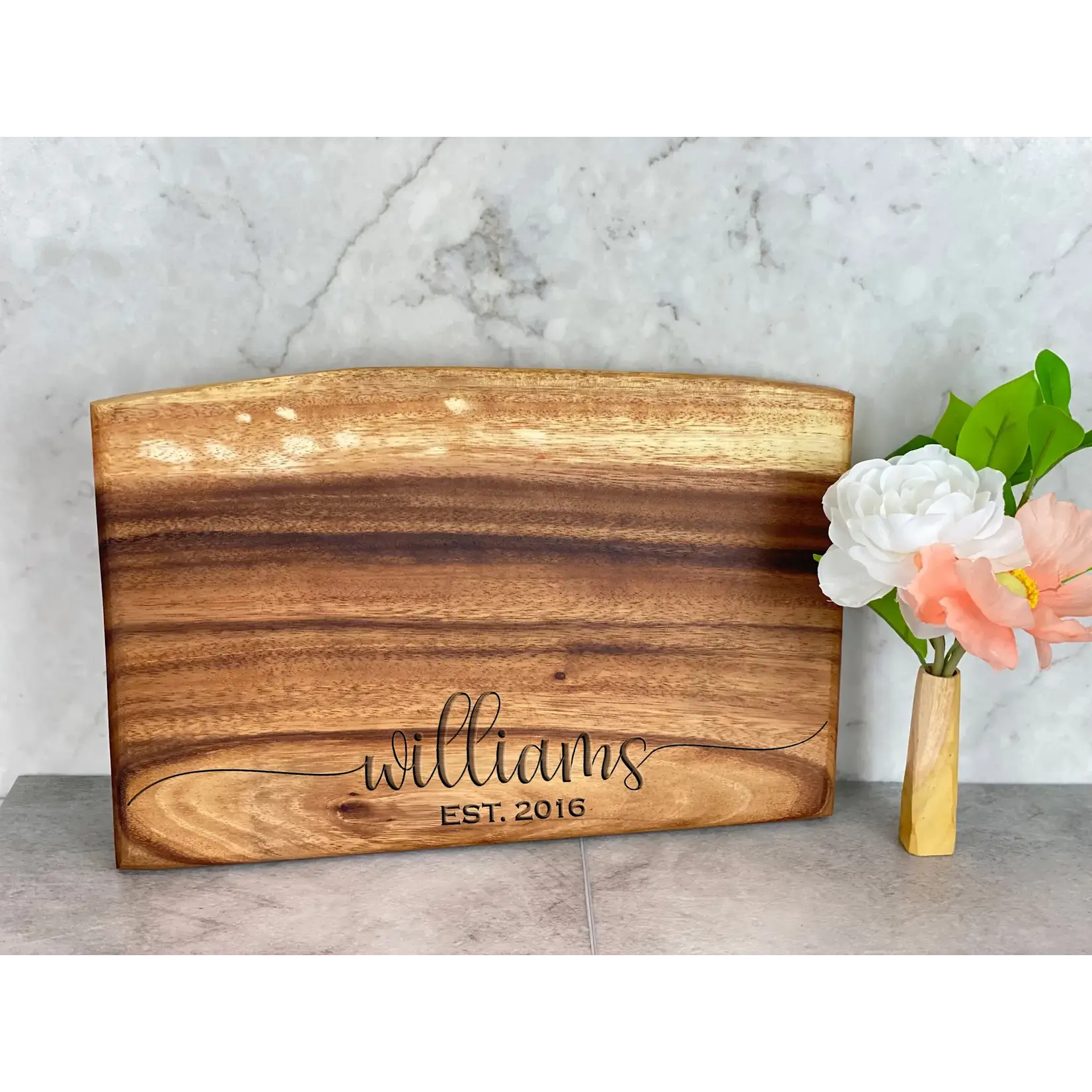 Tuckahoe Hardwoods Live Edge Cutting Board-Medium 15x9.5
