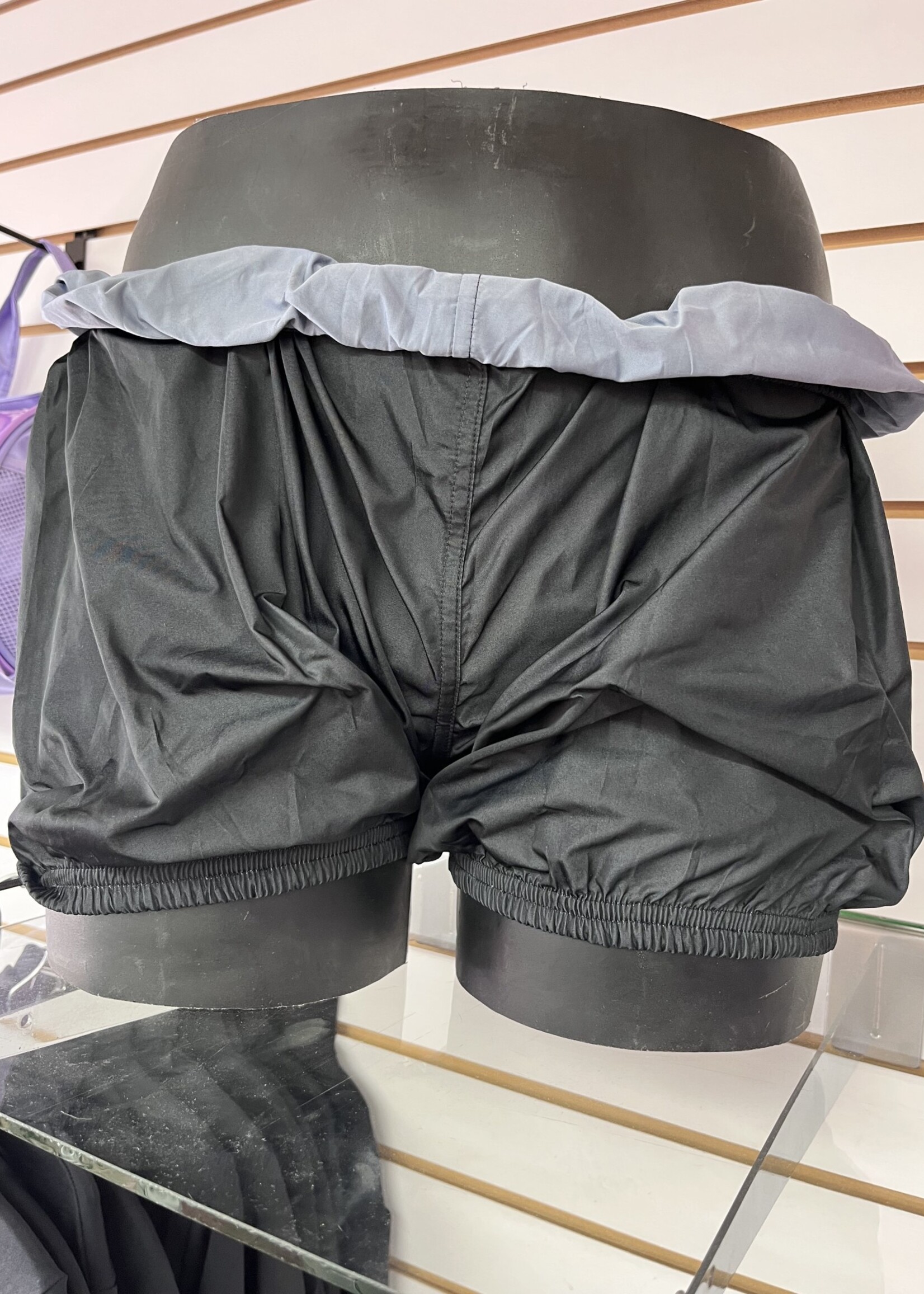 BULLET POINTE BULLET POINTE ROLL SHORTS