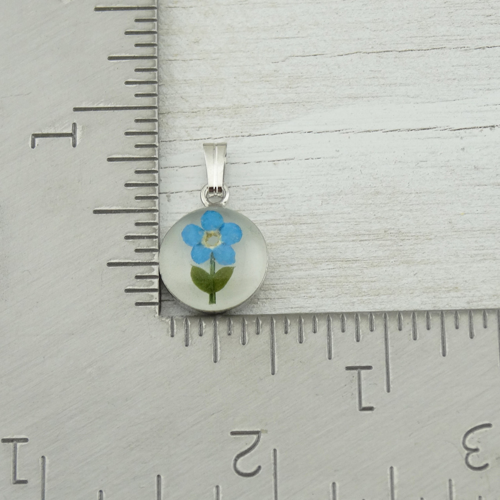 REO Company Real Forget Me Not With Stem Circle Pendant