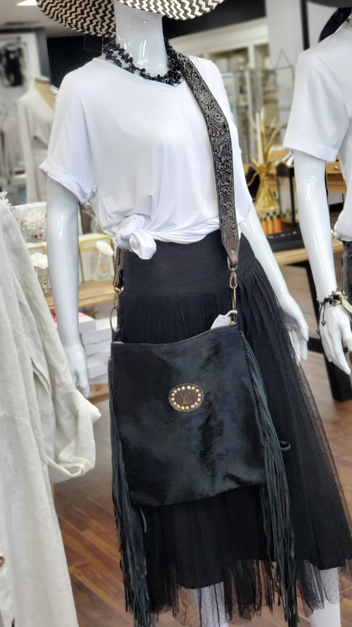 Keep It Gypsy Louis Vuitton Lavish Maxine Crossbody Purse - Cream Upcy –  Lazy J Ranch Wear Stores