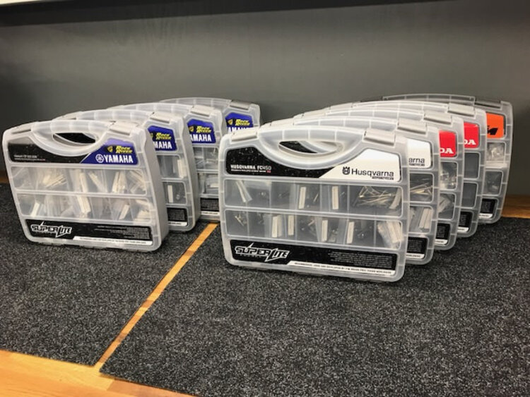 SUPERLITE TITANIUM Superlite Titanium Bolt Kit YZ65