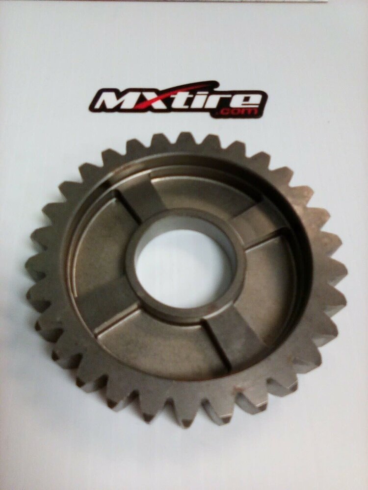 SUZUKI 24321-35G00 SUZUKI 2ND DRIVENGEAR, NT:29